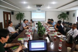 市政協(xié)副主席徐青松一行來公司調(diào)研生命健康產(chǎn)業(yè)發(fā)展工作